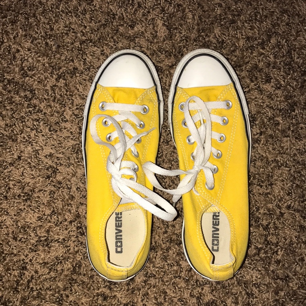 Yellow converse